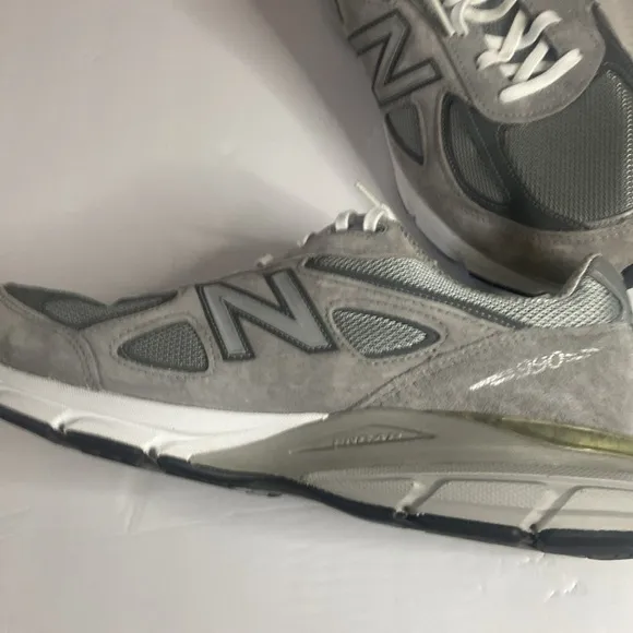 New Balance 990 gray sneakers nwot