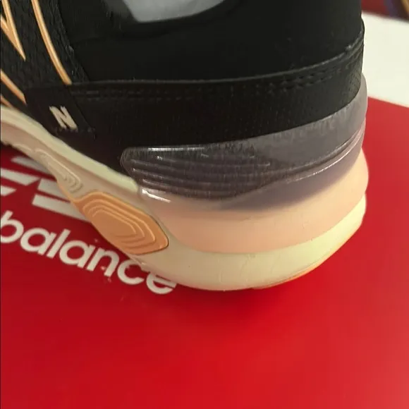 New Balance Black and Pink  Sneakers 10