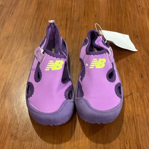 New Balance Kids Cruiser Sandals Water Shoes new Toddlers Size 10 Girls