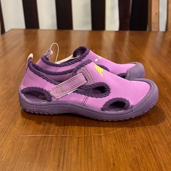 New Balance Kids Cruiser Sandals Water Shoes new Toddlers Size 10 Girls