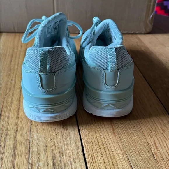 New Balance Mint Green Sneakers