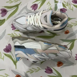 New Balance Pink Patchwork Retro Sneakers