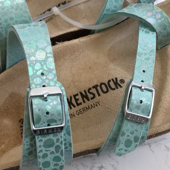 NEW Birkenstock Mayari sandals
