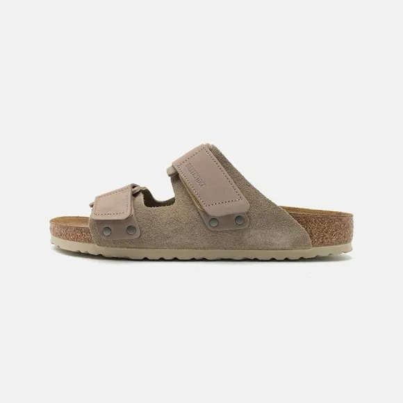 New Birkenstock Uji Nubuck Suede Leather Slide Sandals in Suede Taupe Tan