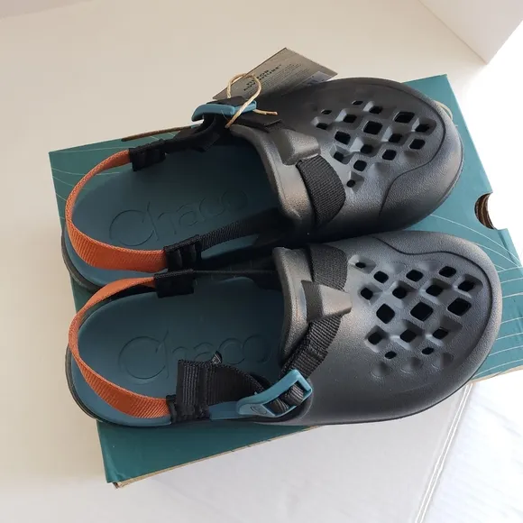 NEW Chaco Chillos Black Blue Slip-on Clogs Youth Boys Girls 6Y Kids Water Sandal