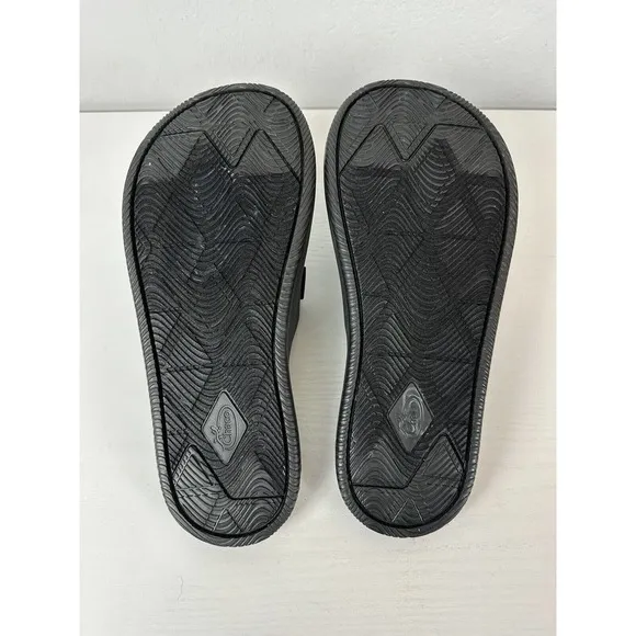 NEW Chaco Chillos Slide Men’s Size 11 Black Sandals Fit For Adventure Water Camp