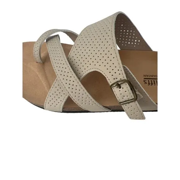 New Cliffs by White Mountain Women’s Tan Comfort slide sandals size 9 1/2 W.