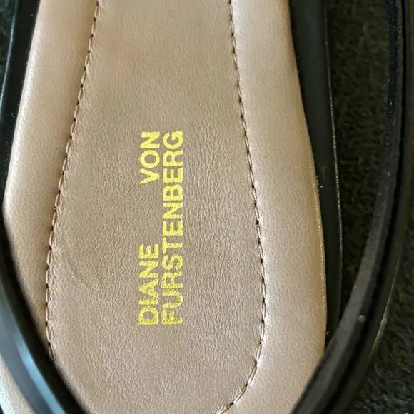 NEW DIANE VON FURSTENBERG Koko Point Toe Slingback Flats in Black Ivory SZ 7.5