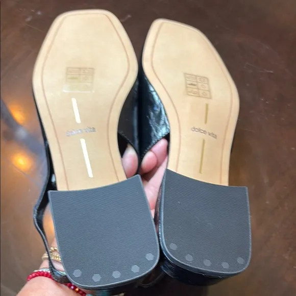 🐓New Dolce Vita Deidra Flats Midnight Crinkle Patent Leather