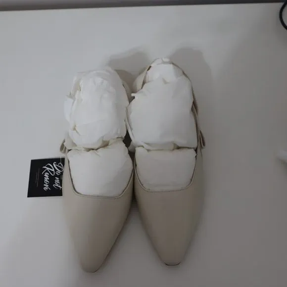 NEW Ferragamo White Slingback Flats, Size 7