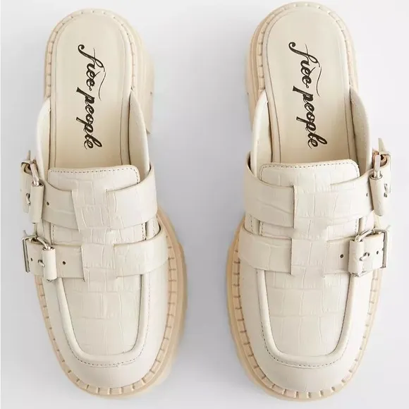 New Free People Buckle Lyra Leather Lug Croc Loafers Mules off white
