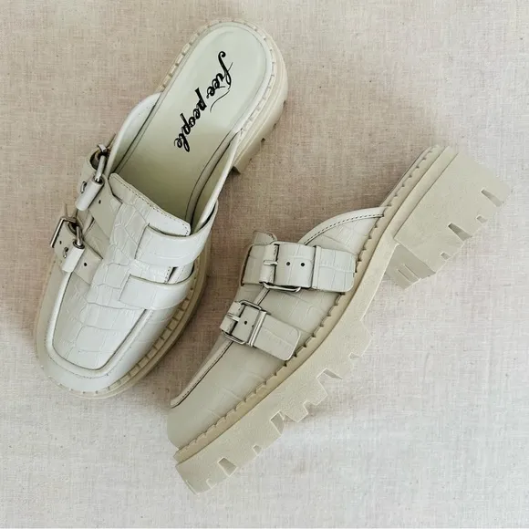 New Free People Buckle Lyra Leather Lug Croc Loafers Mules off white