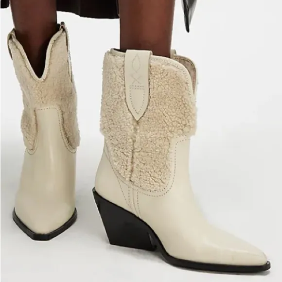 NEW Free People Leather Pitchfork Point Shearling Western Boots Size 8