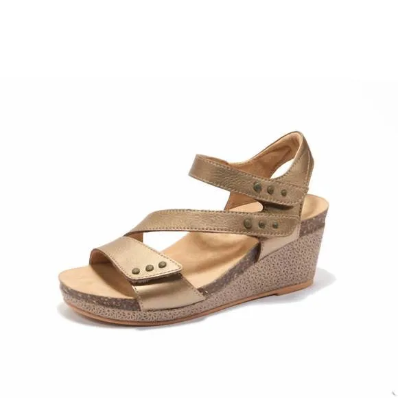 NEW HALSA FOOTWEAR women's giselle wedge heels in bronze