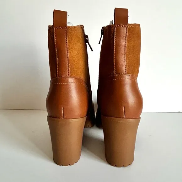 🌸NEW IN BOX Soludos Dani Shearling Platform Boots. Tan/Saddle. Size: 7
