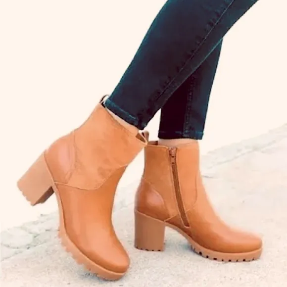 🌸NEW IN BOX Soludos Dani Shearling Platform Boots. Tan/Saddle. Size: 7
