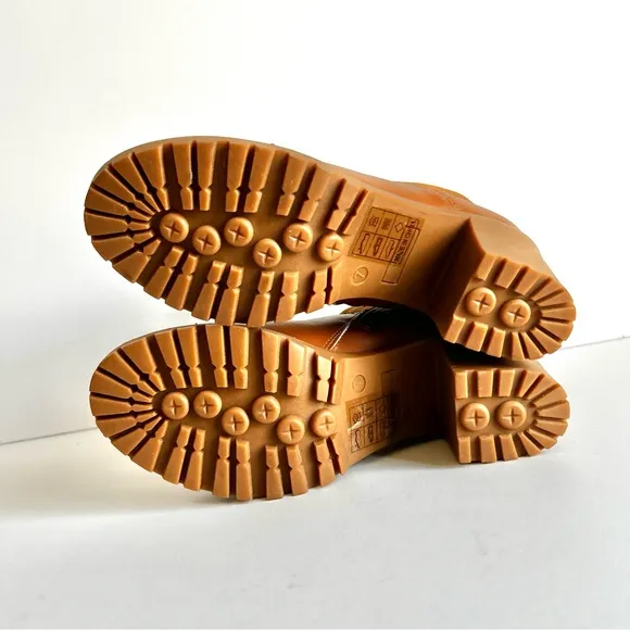 🌸NEW IN BOX Soludos Dani Shearling Platform Boots. Tan/Saddle. Size: 7