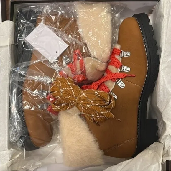 NEW J. Crew Nordic Shearling Leather Lace-Up Hiking Winter Snow Boots shoes