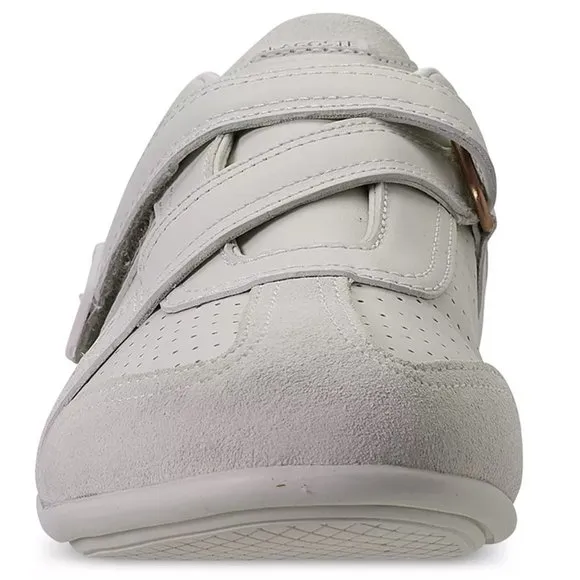 NEW Lacoste Women's Hapona Strap Casual Sneakers