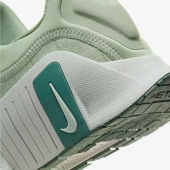 New Men's Nike Free Metcon 6 Green Athletic Sneakers Size 9.5