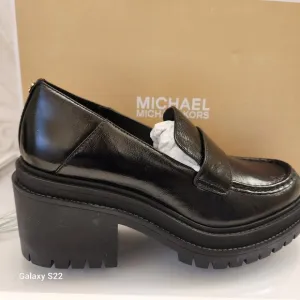 New Michael Kors Women's Rocco Lug Sole Slip On Heeled Loafers. Size 7.