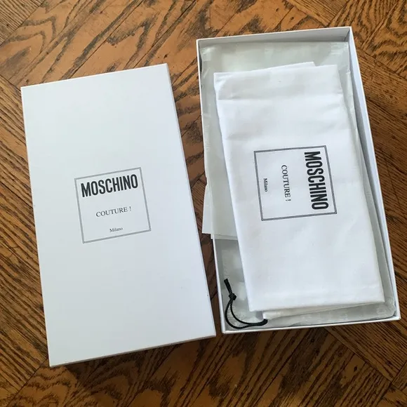 NEW Moschino Logo Strap Leather Pointed Toe Slingback Flats 36 5.5