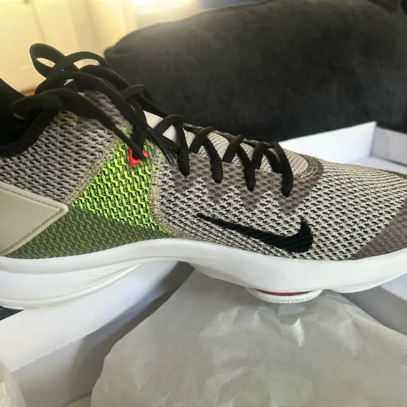 New: Nike LeBron Witness IV Multicolor Athletic Sneakers