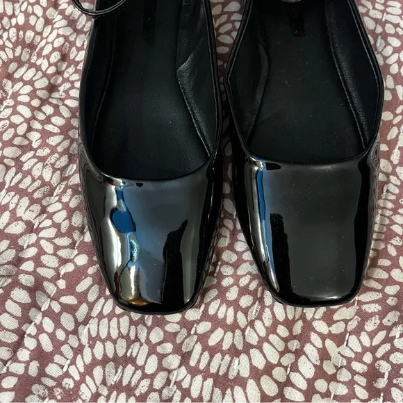 New Princess Polly Kynlee Square Toe Patent Leather Ballet Flats in Black