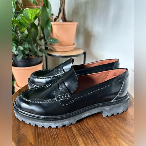 NEW Reformation Leather Loafers Agathae Chunky Sole in Black Size 7.5