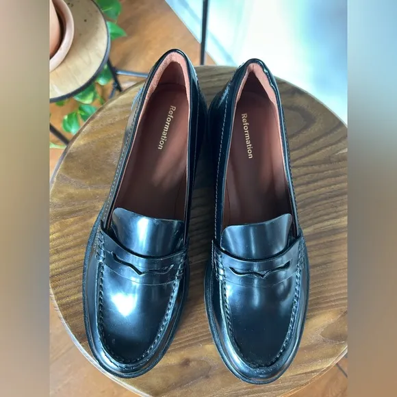 NEW Reformation Leather Loafers Agathae Chunky Sole in Black Size 7.5