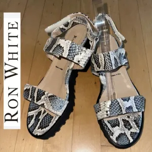 NEW Ron White Catey Python  strap  sandals, 38.5/ 7.5  CB2401