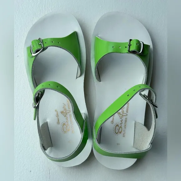 NEW Salt Water Sun-San Surfer Sandals Lime size 1