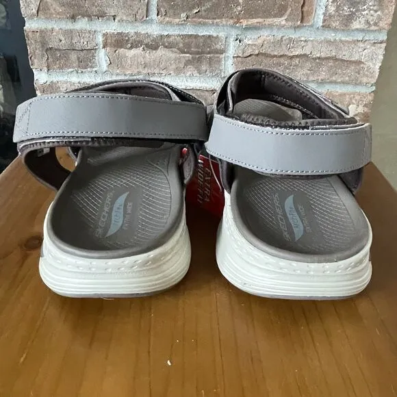 NEW Skechers Arch Fit Sandals Size 11 Extra Wide Podiatrist Designed 237372WW