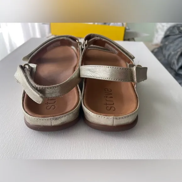 New Strive Kona Orthotic Sandals Gold Size UK:7 EU:40.5/41US:9.5-10