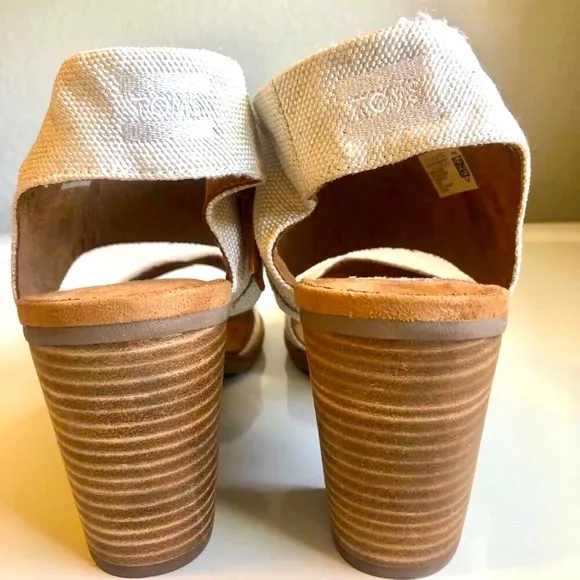 New TOM'S Majorca City Wide Canvas Strap Sandals Block Heel Natural SZ 12
