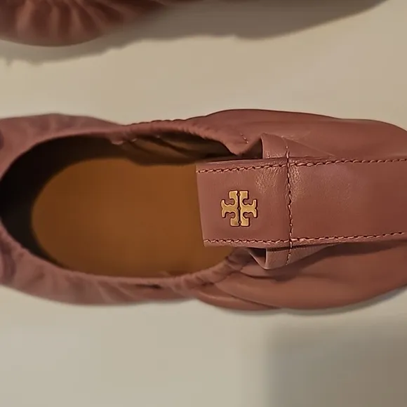NEW Tory Burch Nappa Leather Square Toe Ballet flats in pink magnolia