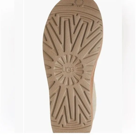 New Ugg Australia Women's Tan Sarissa Shearling Short Boots Size US6/ UK4