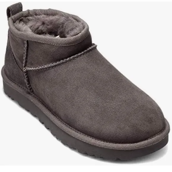 NEW Ugg Classic Ultra Mini Shearling Ankle Boots in Grey Suede Men’s Sz 9
