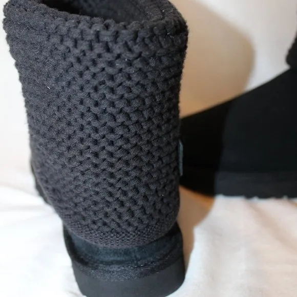 NEW UGG SHAINA SWEATER SUEDE SHEARLING BUTTON‎ ANKLE BOOTS BLACK