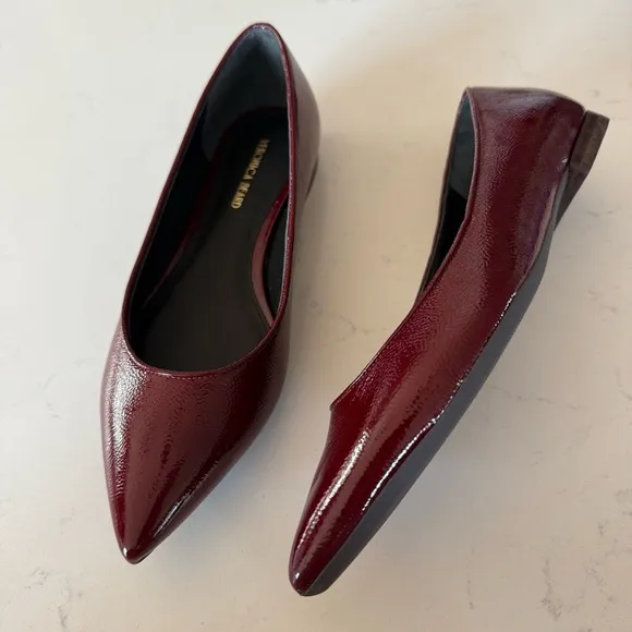 New Veronica Beard Suzanne pointy toe red patent leather flats Size: 6