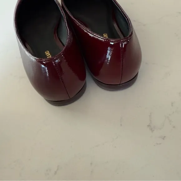 New Veronica Beard Suzanne pointy toe red patent leather flats Size: 6