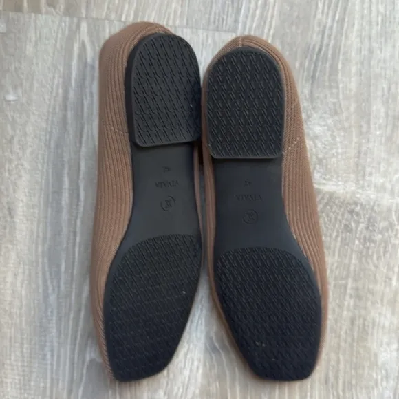 NEW VIVAIA Square-Toe V-Cut Flats (Margot 2.0) 10.5