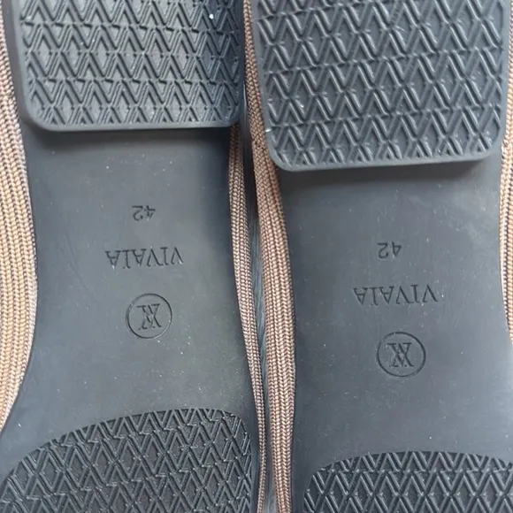 NEW VIVAIA Square-Toe V-Cut Flats (Margot 2.0) 10.5