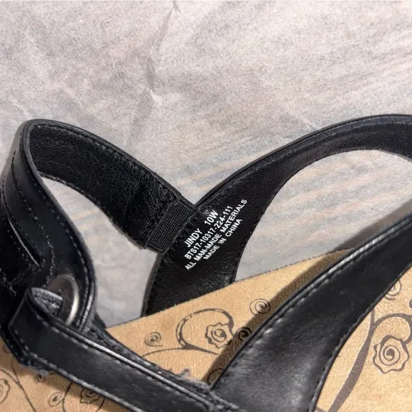 🔥NEW🔥Baretraps Gladiator Jindy Black Wedge Cushioned Support Sandals Size 10W