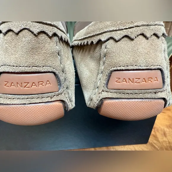New‼️size 11.5 suede driving moccasin. With dust bags in the original box👞