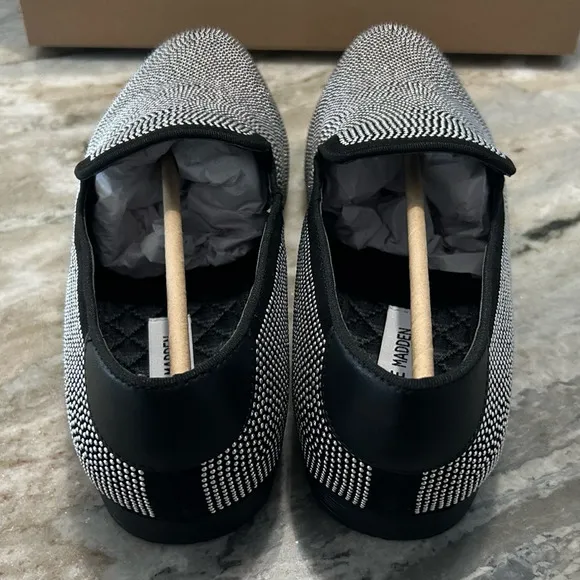 NIB $125 Steve Madden Mezmoryz Stud Smoking Slippers, Black/Silver, Men’s 10
