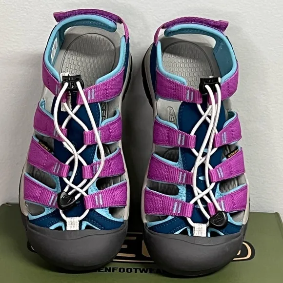 NIB Keen Big Kids' Newport Boundless Pink and Blue Closed Toe Sandals Size 4