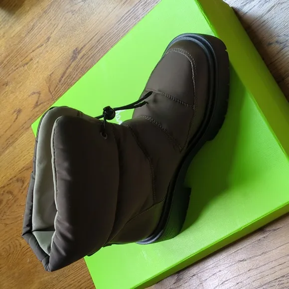 NIB Sam Edelman Lakyn Winter Snow Boots In Alpine Green Women's Size 7