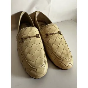 NIB Sam Edelman Loraine Woven Eggshell Leather Classic Chain Loafers Size 11M
