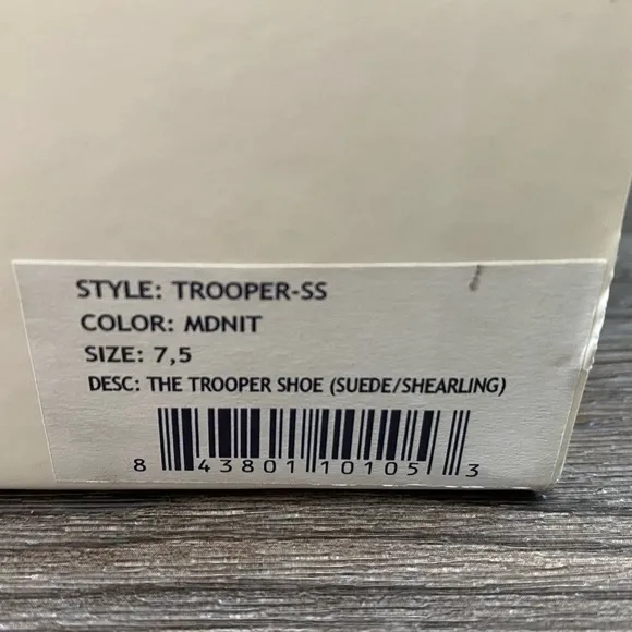NIB The Great The Trooper Boots in Midnight with black shearling
